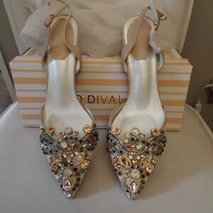 Designer dressy shoes size 7 new unique stone qua.lety